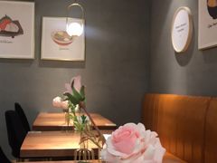 -POKEE VIA&Brunch·维娅(重庆来福士店)
