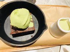 冰火瀑布布朗尼-必胜客(桐乡吾悦广场店)