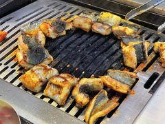 -臻牛烤肉