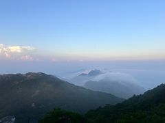 -黄山光明顶山庄