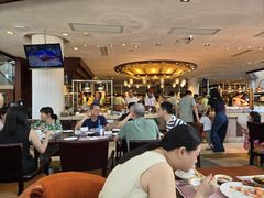 -东莞塘厦三正半山温泉酒店·沙利文西餐厅
