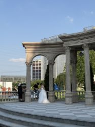 -城市花园婚纱摄影