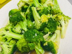 -明记烧鱼美味店