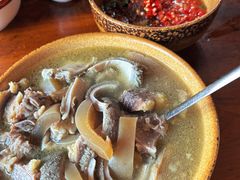 -汤锅大王(新平曹苏黄牛汤锅有限公司)