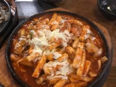 奶酪海鲜炒米条-包装马车·韩国料理·포장마차