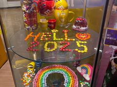 -m豆巧克力世界(上海世茂广场店)