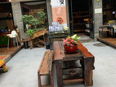 -苹果树下艺术餐厅(宋庄店)