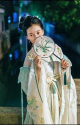 -梦回汉唐汉服旗袍体验馆(拙政园店)