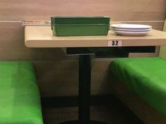 卡座-萨莉亚意式餐厅(黄埔大沙地店)