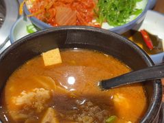 -明洞阿姨·韩式酱蟹烤肉·创意料理(三元桥店)