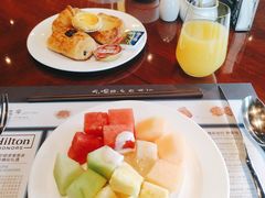 -武汉世茂希尔顿酒店·汇·全日餐厅