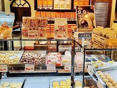 -黄远堂凤梨酥·伴手礼(中山路六店)
