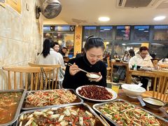 -得胜公社自贡爆炒(玉林店)