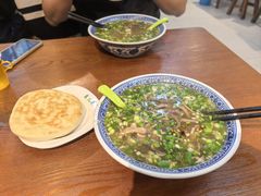 -泉儿头杂碎(杂碎师大店)