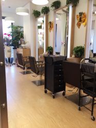 -简法造型·品牌形象店