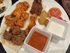 烤肉小拼盘-Efes Turkish & Mediterranean Cuisine 艾菲斯餐厅(陆家嘴店)