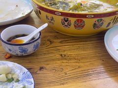 -溢心园香河肉饼总店