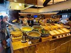 自助取餐区-广州中心皇冠假日酒店-环市食坊·海鲜自助餐厅