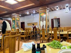 -东巴谷野生菌火锅餐厅