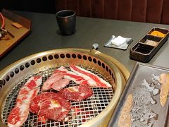 -铭牛烧肉·和牛海鲜自助(高新月牙湖店)
