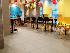 用餐区-麦当劳(大亚湾龙光城店)