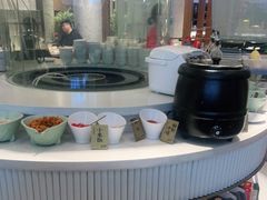 自助取餐区-三人行骨头王火锅(长寿店)
