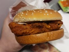 小炒肉风味麦辣鸡腿堡-麦当劳(宜安广场店)
