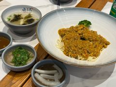 -馋三尺蟹粉小笼(人民广场店)