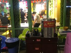 -钢管厂五区小郡肝串串香(奥克斯广场锦城万达店)
