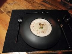 卡布奇诺蘑菇汤配牛肝菌-AZUL by FUEL蓝色·法式酒馆(琶醍店)