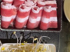 -宽板凳老灶火锅(台湾街店)