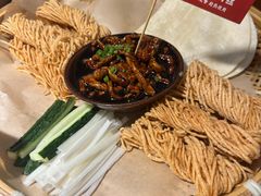 -魏铭鱼头捞饭(晋阳路店)