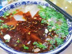 -伊穆祥牛肉面总店·清真