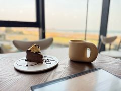 -青岛朗艺美术馆·海景咖啡