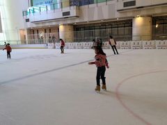 -冰纷万象滑冰场(二七万象城店)