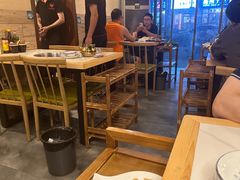 -小牛家村·贵州黄牛肉火锅(梦想小镇二分店)
