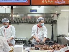 -闫家驴肉老店(华电一校店)