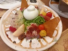 -Mark&Mars Restaurant