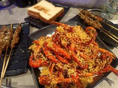 -红盔侠小龙虾(海宁银泰店)