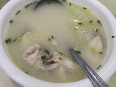 -源海渔村·现捞海鲜(大角湾店)