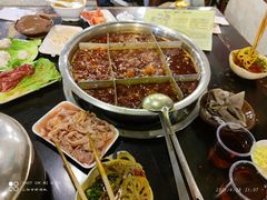 -邓莽子老火锅(中兴路总店)
