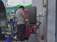 -捷之洁·米其林轮胎汽车维修保养(浦江镇江月路店)