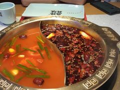 -麻辣英雄重庆火锅(二城广场店)