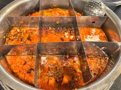 -邓莽子老火锅(中兴路总店)