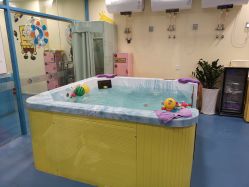 -蓝色海林婴幼儿水育馆(新辰里学清路店)