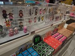 -泡泡玛特POPMART(万达店)