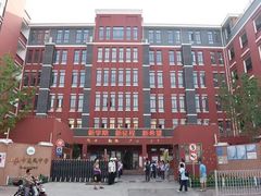 -上海市惠民中学