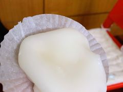 鲜榴莲雪媚娘-鲍师傅糕点(江苏路店)