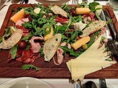 -WOLFGANG PUCK KITCHEN & BAR(迪士尼小镇店)