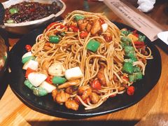 爆辣小公鸡炒面-望京一号·重庆江湖菜(工体店)